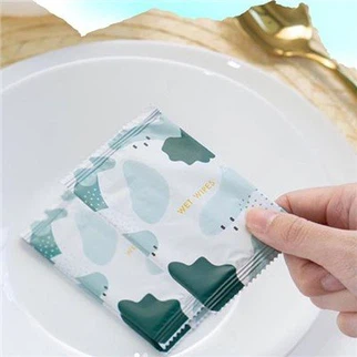 مناديل مطهرة امنة للاطفال